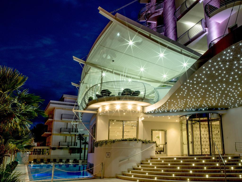 Hotel Lido Alba Adriatica Eksteriør billede