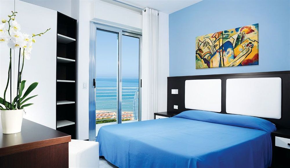 Hotel Lido Alba Adriatica Eksteriør billede